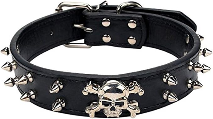Collar clásico de esclavos con tachuelas.