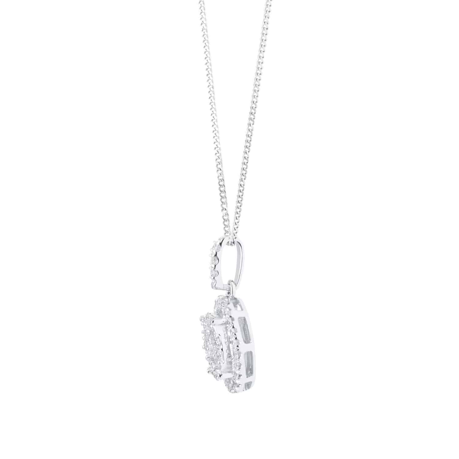 9ct White Gold 0.25ct Diamond Oval Cluster Pendant - Imagen 3